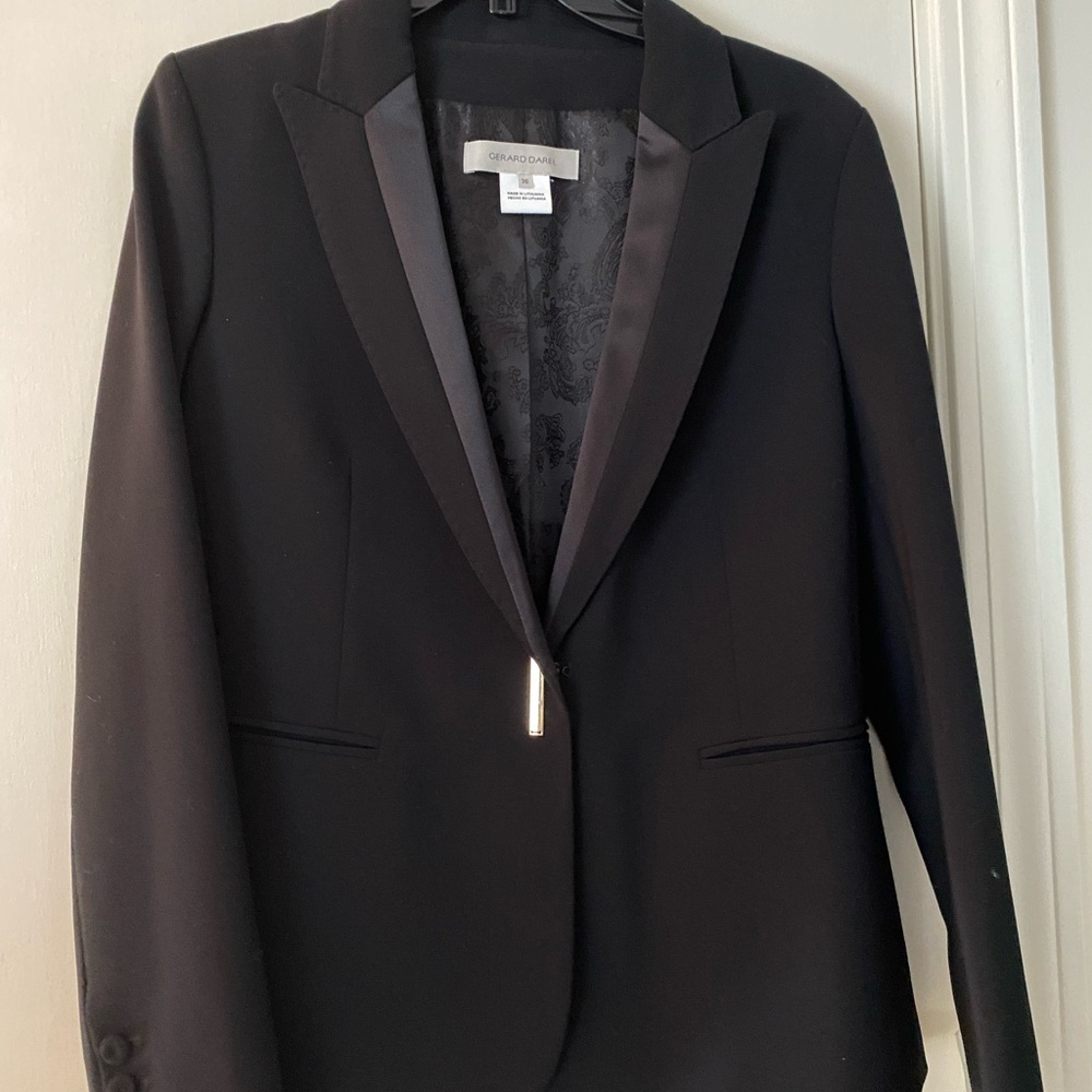 Gerard Darel Womens Black Blazer sz 4 nwt